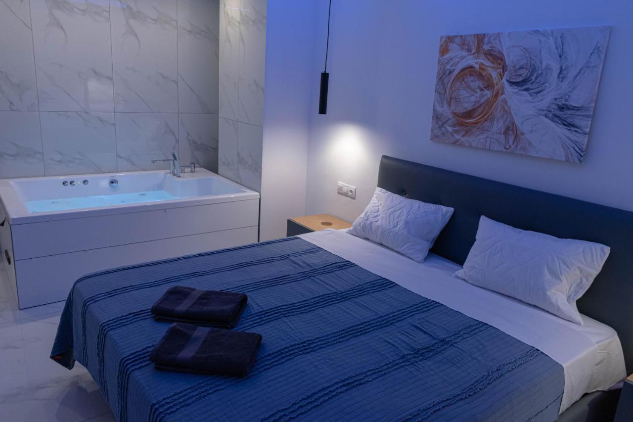 Jacuzzi Αθήνα